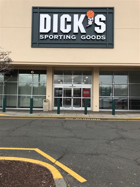 dick's sporting goods ct